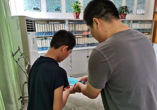 图片说明